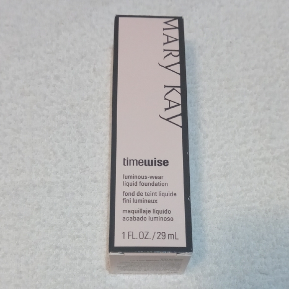 Mary Kay Other - Mary Kay Timewise Luminous-Wear Foundation
